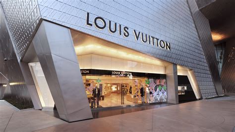 how many louis vuitton stores are in las vegas|louis vuitton aria las vegas.